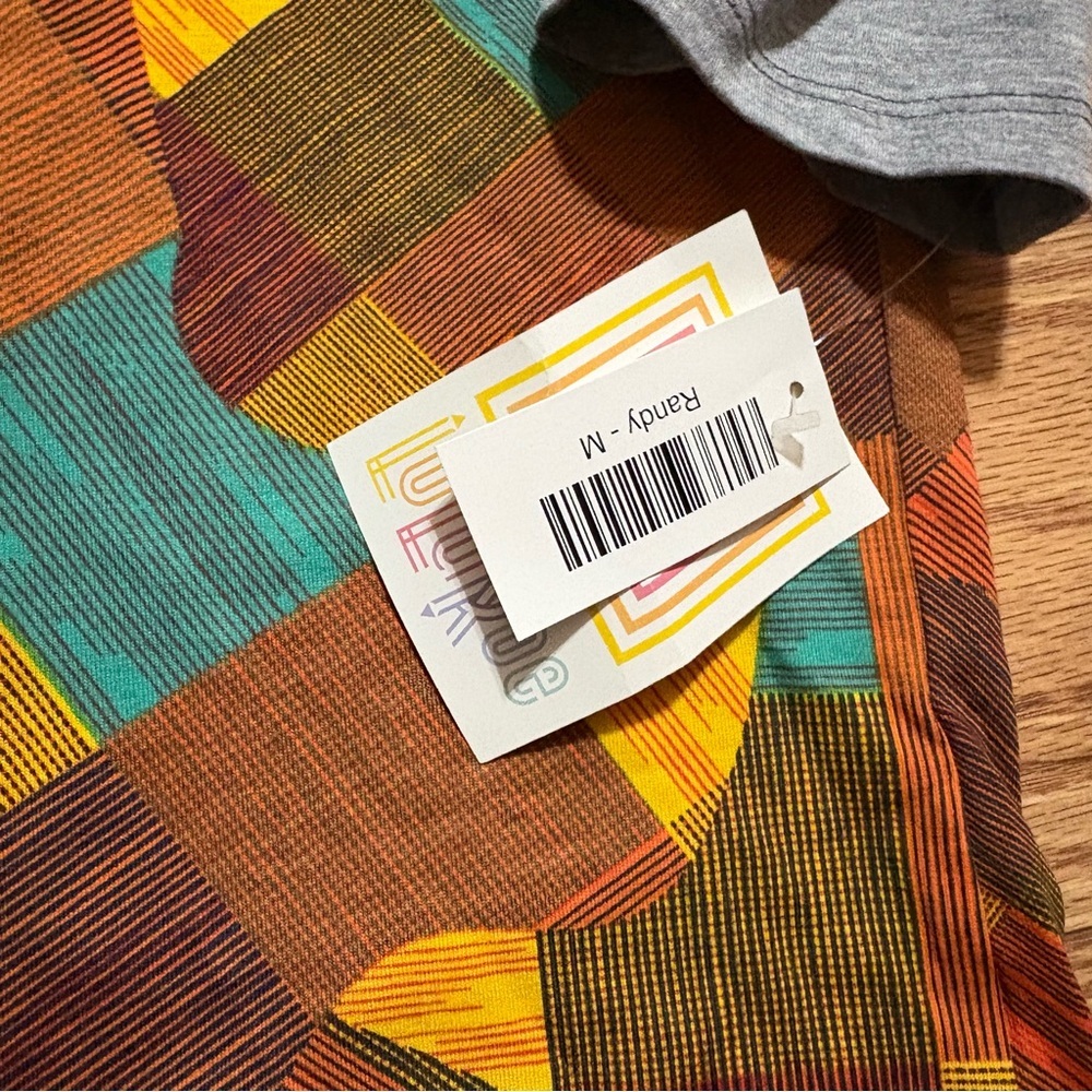 NEW Lularoe Randy Medium - Picture 2 of 7